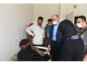 Şanlıurfa Valisi Abdullah Erin'den, Rasulayn'da terör saldırısında yaralananlara ziyaret