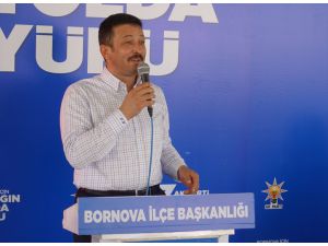 AK Parti'li Hamza Dağ, Bornova 7. Olağan İlçe Kongresinde konuştu: