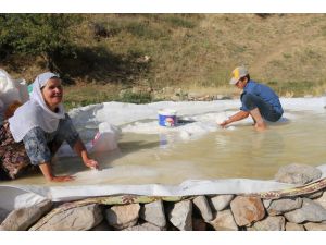 Siirt'te üretilen kaya tuzu köylülerin geçim kaynağı oldu