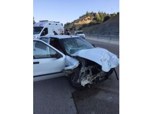 Isparta'da iki otomobil çarpıştı: 1 ölü, 3 yaralı