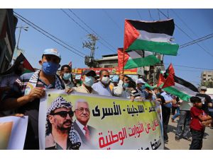 Gazze ve Batı Şeria'da Bahreyn ve BAE'nin İsrail'le normalleşmesi protesto edildi