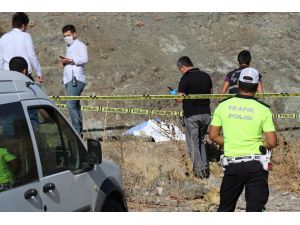Adana'da raylar üzerinde erkek cesedi bulundu