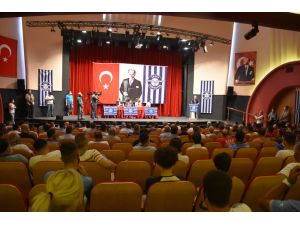Adana Demirspor'un olağanüstü genel kurulunda Murat Sancak, kulüp başkanlığına yeniden seçildi