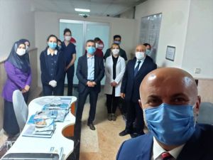 Erzurum Sağlık Müdürü Bedir'den Kovid-19 savaşçılarına moral ziyareti