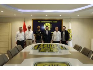 MKE Ankaragücü, Alper Potuk'u kadrosuna kattı