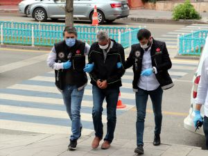 GÜNCELLEME - Erzurum'da aracında 61 kilo 750 gram eroin bulunan emekli polis tutuklandı