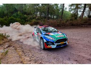 WRC Türkiye Rallisi'nde Castrol Ford Team Türkiye'nin yüzü güldü