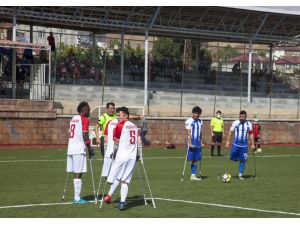 Ampute Futbol Türkiye Kupası müsabakaları Bitlis'te başladı