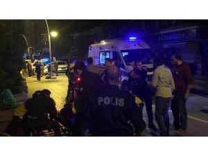 Kavga ihbarına giden polis ekiplerine saldırı: 6 yaralı