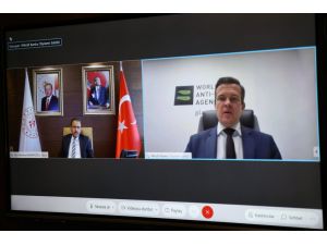 Bakan Kasapoğlu, WADA Başkanı Banka ile görüştü