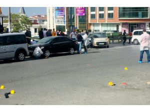 GÜNCELLEME 2 - Esenyurt'ta taksi durağında silahlı kavga