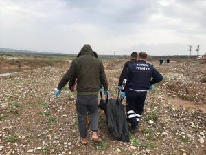 Suriye sınırında 3 ceset bulundu