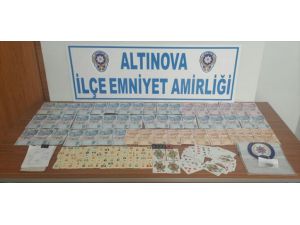 Yalova'da kumar oynanan dernek lokalindeki 14 kişiye para cezası