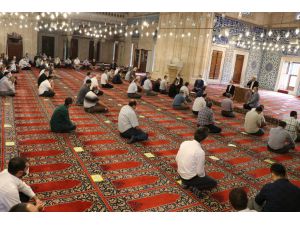 Selimiye Camisi'nde din görevlileri için Kovid-19 bilgilendirme toplantısı düzenlendi
