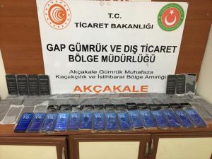Suriye'den Türkiye'ye 79 kaçak cep telefonu getiren şüpheli yakalandı