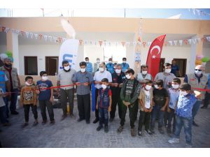 İdlib'deki yetimler için Sosyal Hizmet Merkezi açıldı