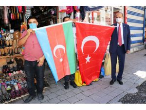 Kahramanmaraş ve Şanlıurfa'dan Azerbaycan'a bayraklı destek
