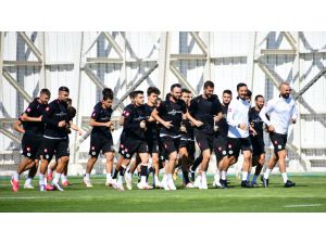 Konyaspor, Denizli'den galibiyetle ayrılmak istiyor