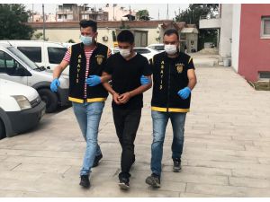 Adana'da evlerden hırsızlık yaptığı iddia edilen zanlı tutuklandı