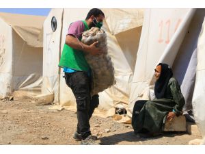 İHH Afrin'deki ailelere 25 ton patates dağıttı