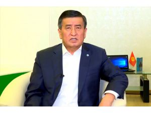 Kırgızistan Cumhurbaşkanı Sooronbay Ceenbekov'dan "Siyasi güçlerle diyaloğa hazırım" mesajı