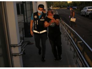 Adana'da sahte para operasyonu: 2 gözaltı