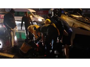 Kocaeli'de takla atan otomobilin sürücüsü yaralandı