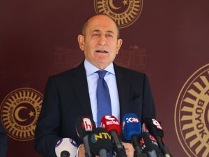 CHP'li Hamzaçebi: "Mahkemenin Berberoğlu kararı hukuk devletini ayaklar altına alan bir karardır"