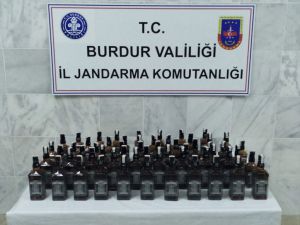 Burdur'da kaçak içki operasyonunda 4 şüpheli yakalandı