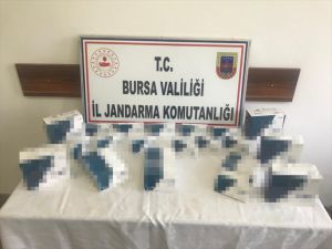 Bursa'da Kovid-19 test kiti sattıkları iddia edilen 4 zanlı yakalandı