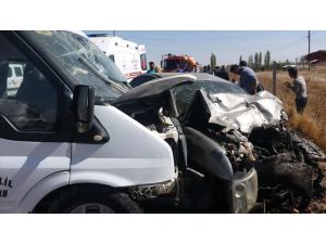 Niğde'de zincirleme trafik kazası: 1 ölü, 7 yaralı