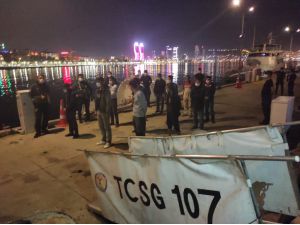 İzmir'de kaçak kum midyesi avcılarına 93 bin 800 lira para cezası
