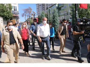 Eski CHP Milletvekili Muharrem İnce Yozgat ve Kırıkkale'de esnafı ziyaret etti