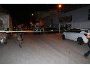 Adana'da 2 kişi silahlı saldırı sonucu yaralandı