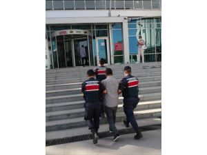 Mersin'de hırsızlık şüphelisi güvenlik kamerası sayesinde yakalandı