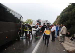 Antalya'da zincirleme trafik kazası: 6 yaralı