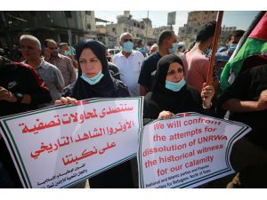 Gazze'deki Filistinli mülteciler UNRWA'dan hizmetlerde azalma yaşanmamasını istedi