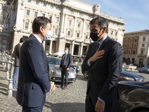İtalya AB'den mali destek programlarının gelecek yılbaşında başlatılmasını istedi
