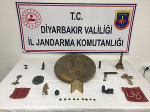 Diyarbakır'da tarihi eser operasyonunda 3 zanlı suçüstü yakalandı