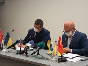 Türkiye ve Ukrayna savunma alanında ortaklık anlaşması imzaladı