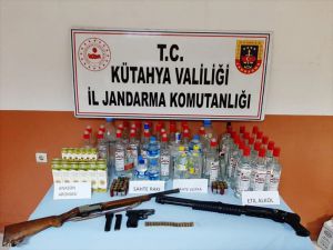 Kütahya'da piknik alanında sahte içki sattığı iddia edilen şüpheli yakalandı