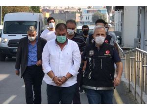 Adana'da uyuşturucu operasyonlarında yakalanan 5 şüpheliden 2'si tutuklandı