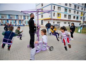 Eskişehir'de yurtta aileleriyle misafir edilen çocuklar etkinliklerde eğlendi