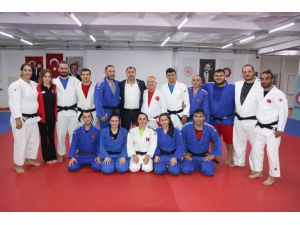 Görme Engelli Judo Milli Takımı, Ankara'da kampa girdi