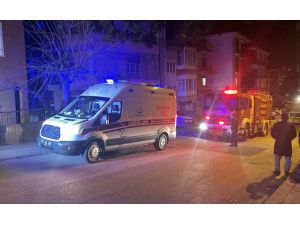 Kırıkkale'de bir evde çıkan yangında 2 kardeş hafif yaralandı