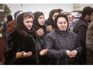 Hocalı kurbanları Ana Feryadı Anıtı'nda anıldı