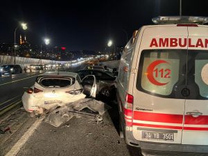 Haliç Köprüsü'ndeki trafik kazasında 4 kişi yaralandı