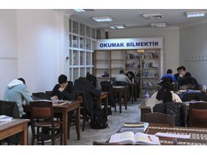 Kahramanmaraş'ta üniversite adayları 15 kütüphanede sınava hazırlanıyor