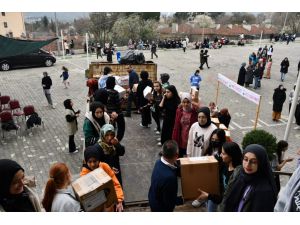 Karabük'te öğrencilerin depremzedeler için topladığı yardımlar Gaziantep'e gönderildi