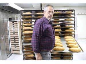 Depremzede fırıncıdan Hatay'da "asrın felaketi"nden etkilenenlere ücretsiz ekmek